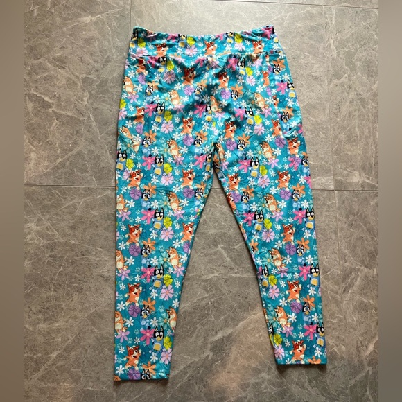 Bluey Leggings Mum & Dad Floral Pattern Print Women's Size 22-26 - Picture 2 of 5